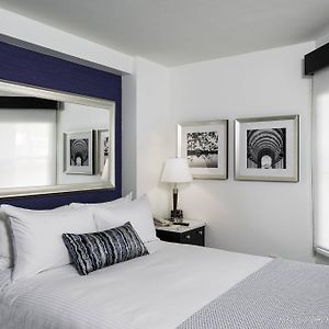 Standard Queen Room One Queen Bed